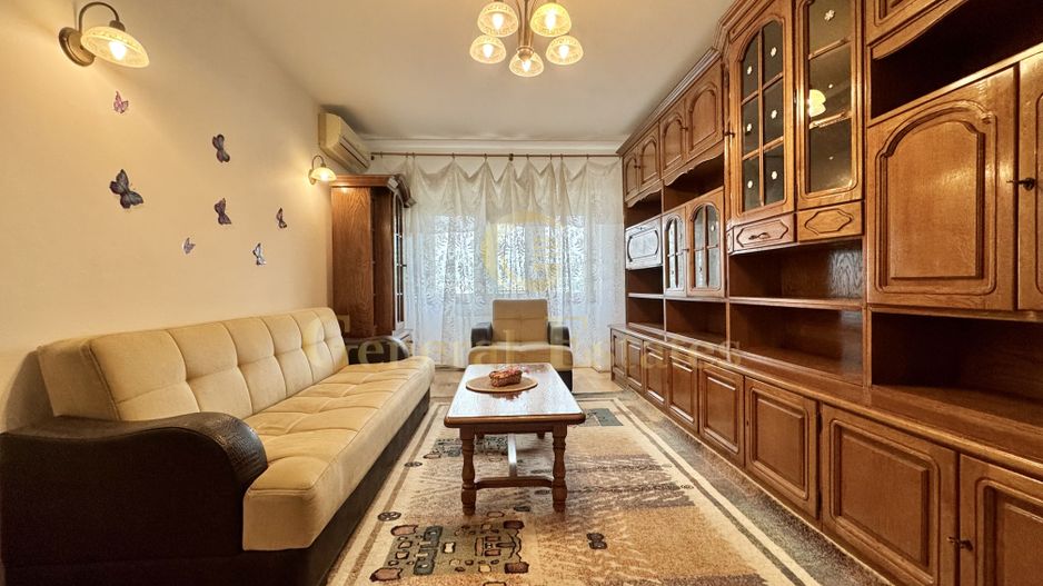 Spre Vânzare apartament cu 3 camere, în Centru, Păcurari - Poză 3