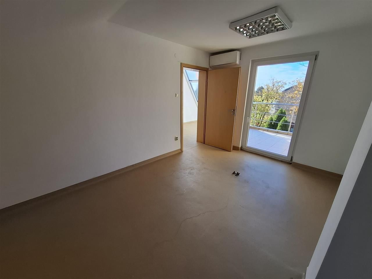 Casa D+P+2 E Elisabetin-Balcescu 7 locuri de parcare birouriclinicaetc - Poză 19