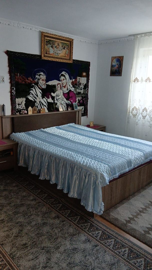 🏡 CASĂ SPAȚIOASĂ CU 5 CAMERE, CURTE ȘI TEREN - Poză 9