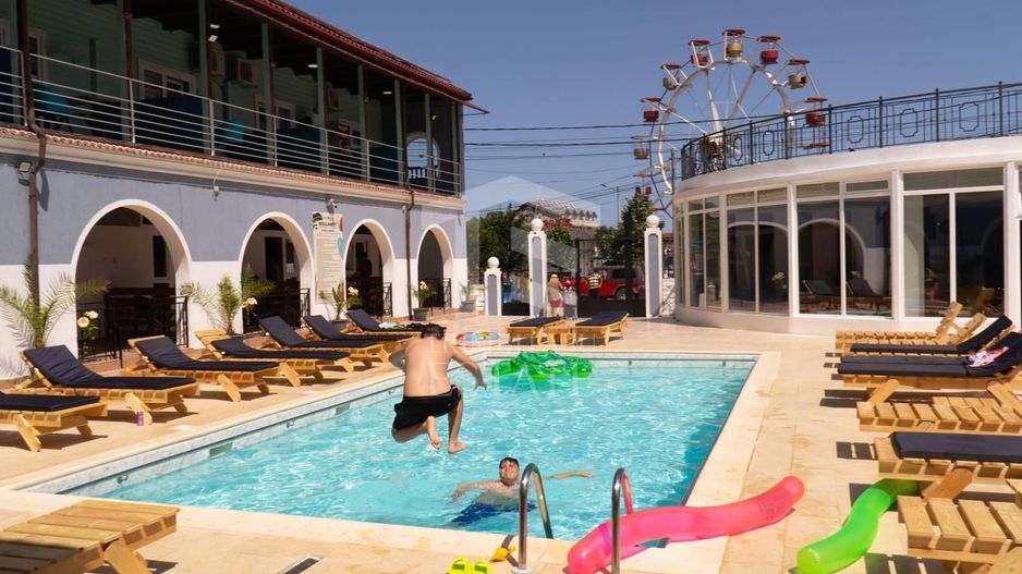 Hotel KM0 Costinesti + Restaurant + Bar + 6 spatii comerciale - Poză 9