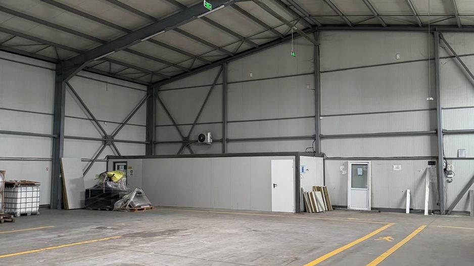 Hala 1000 mp de inchiriat Drumul Intre Tarlale- Oxigenului - Poză 4