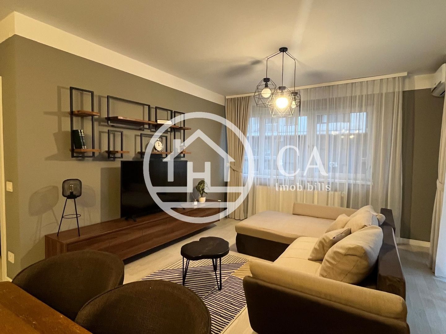 Apartament de închiriat cu 3 camere în Prima Oneștilor, Oradea - Poză 1