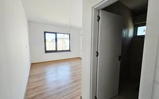 Casa parter 4 camere - comuna Berceni - Poză 13