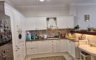 Vila deosebita de vanzare in cartierul Andrei Muresanu - Poză 3