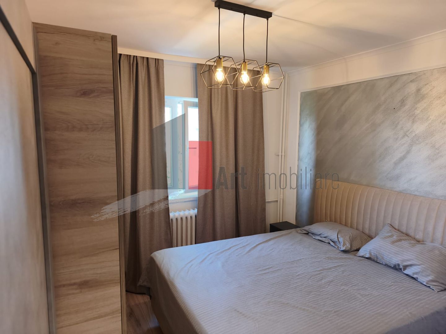 Vânzare apartament 2 camere decomandat Luică - Poză 2