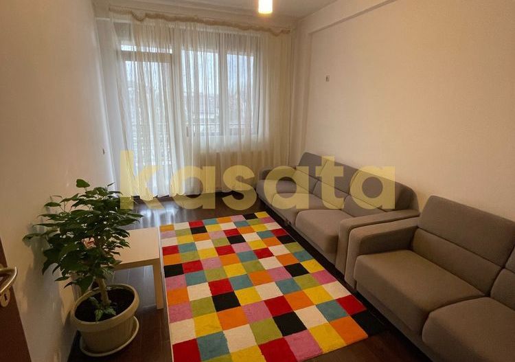 Apartament deosebit cu 3 camere, 2 balcoane și parcare - Poză 8