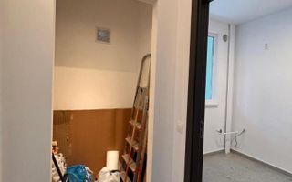 Apartament cu doua camere semidecomandat, piata Domenii - Poză 9