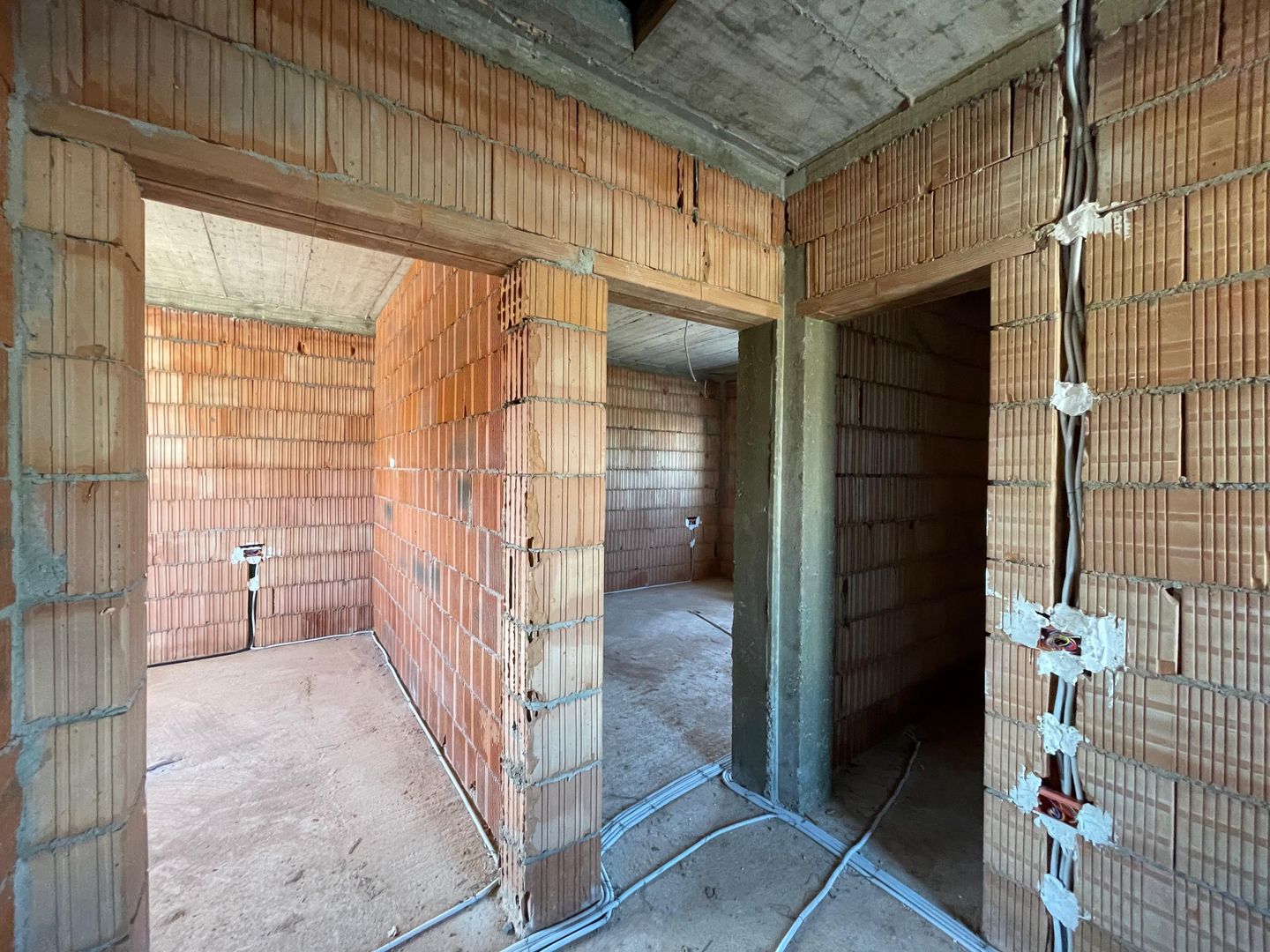 Duplex 95mp - zona Valery - Mosnita Noua - Poză 4