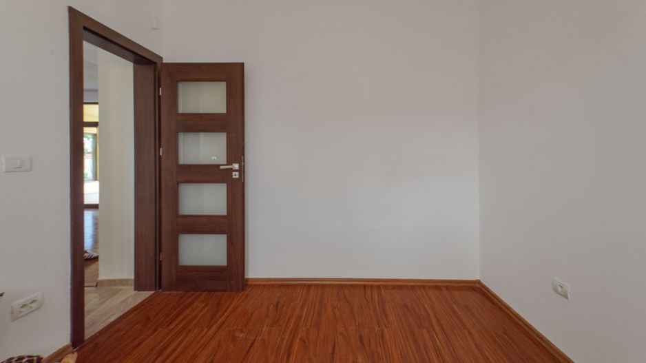 Casa/Vila cu 6 camere ideala rezidential/comerical Ciarda COMISION 0% - Poză 42