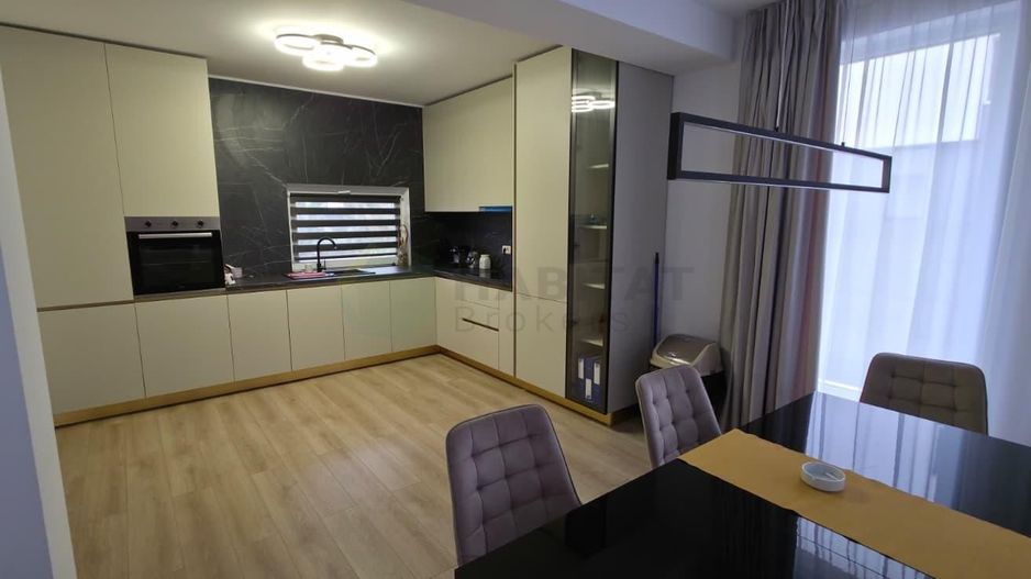 CASĂ P+1 DE ÎNCHIRIAT | AEROCITY TUNARI | 3 DORMITOARE | 3 BĂI - Poză 2