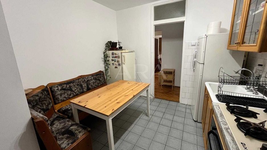 Apartament spațios 3 camere, zona Piata Zorilor - Poză 2