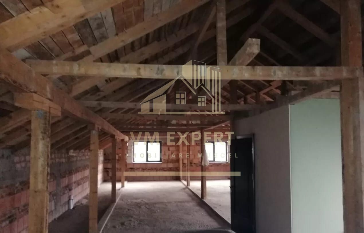 VILA 10 CAMERE TEREN 593MP, ZONA CENTRALA, CAMPULUNG - Poză 12