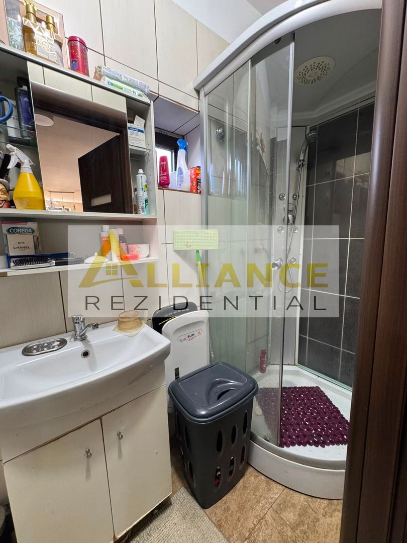 Vila individuala 7 camere - 3 bai { Strada Orizontului } - Poză 23