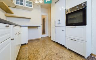 Apartament cu 3 camere în Alfa - Poză 1