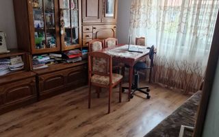 BRASADAS vinde ap 3 cam RENOVAT etaj 4/4 Carpati 2. - Poză 3