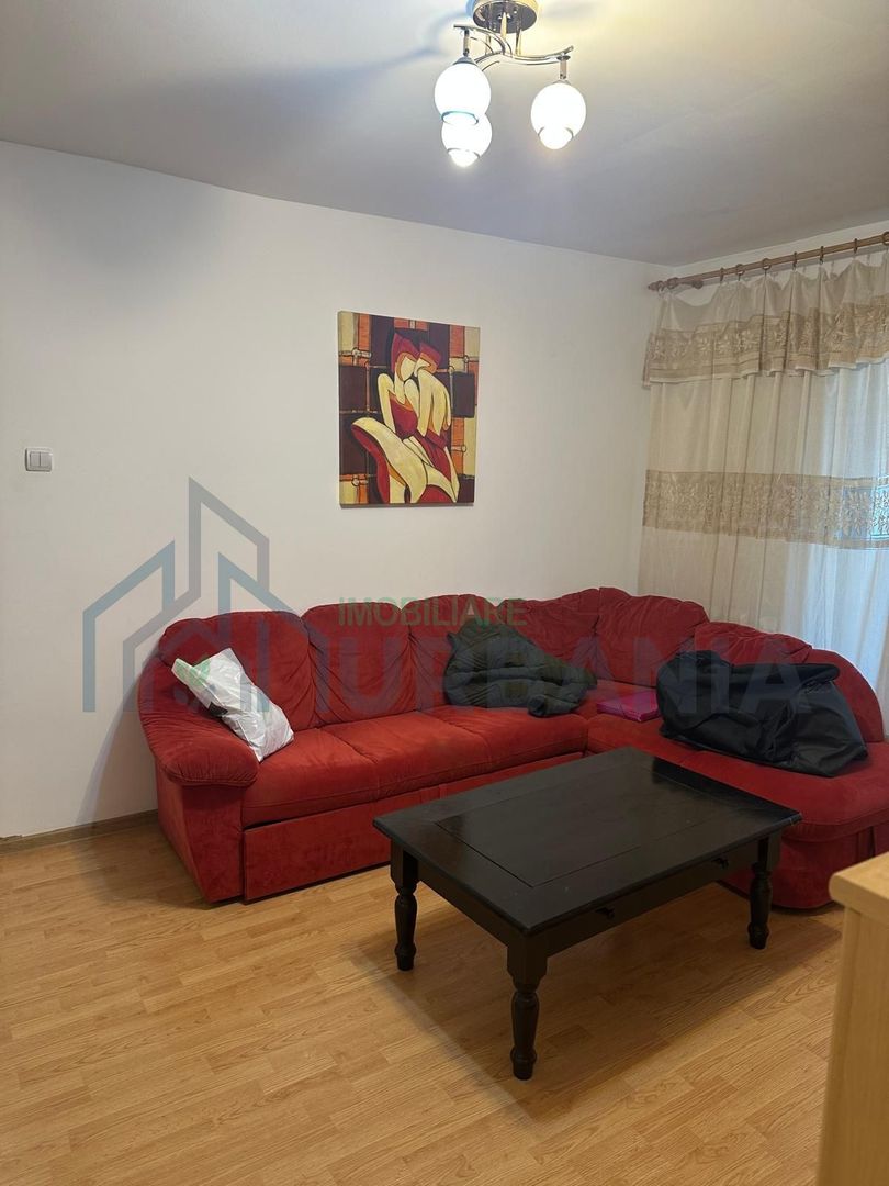 Apartament 3 camere de vânzare în Dacia, Iași, mobilat și izolat termic - Poză 1