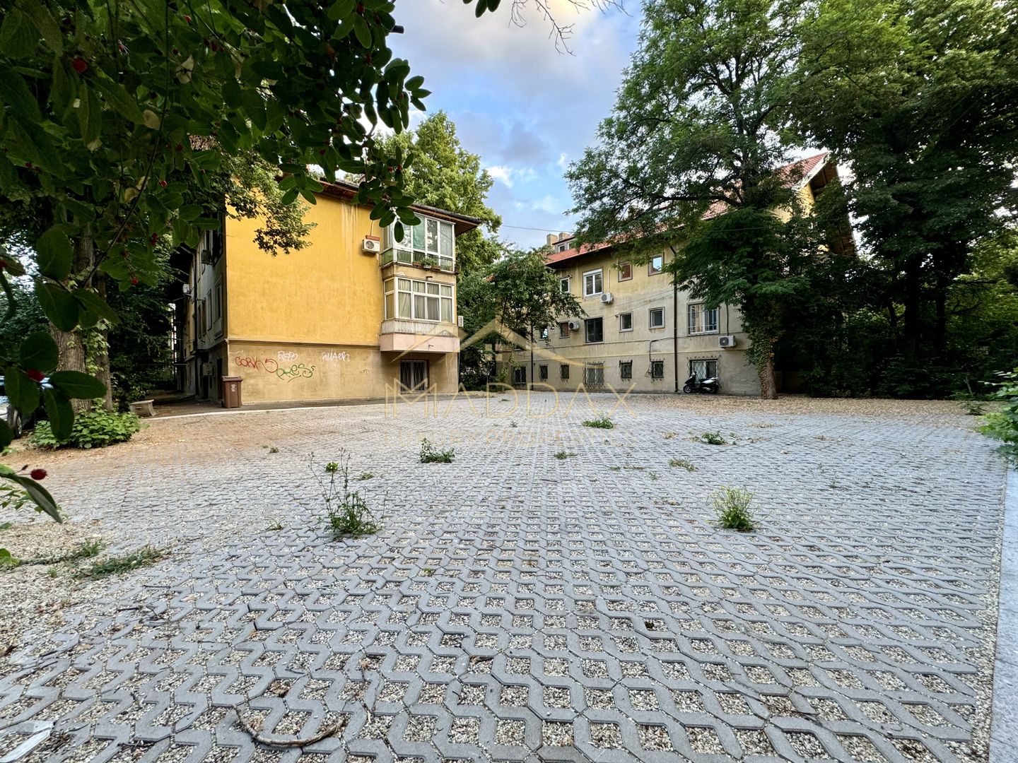 Teren intravilan ***414mp*** // Primaverii - Poză 3