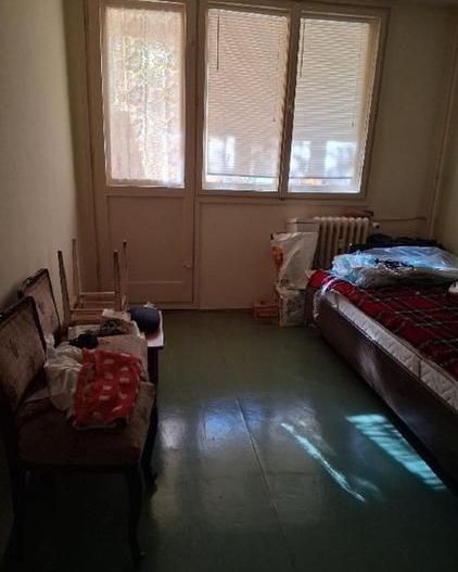 Vanzare apartament 3 camere, etaj 1/4, Titan-Fetesti - Poză 2