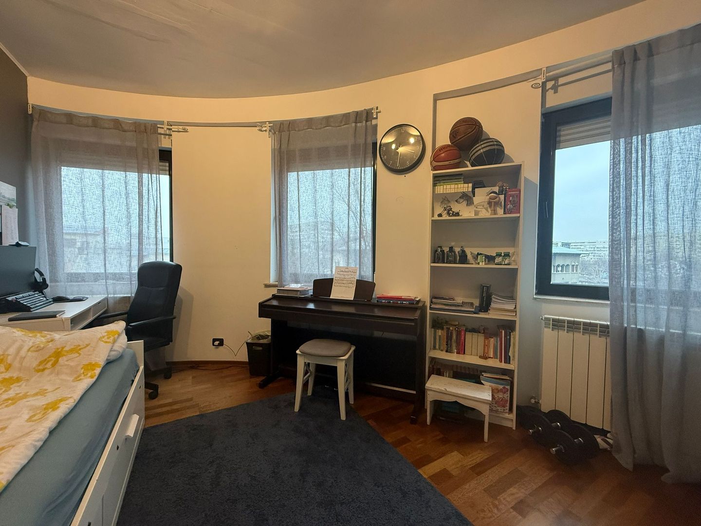 APARTAMENT 3 CAMERE ‖ CENTRALĂ PROPRIE ‖ LIFT ‖ VEDERE LIBERĂ ‖ ZONĂ CENTRALĂ - Poză 4