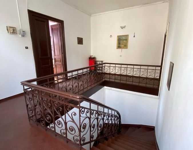 De vanzare apartament 4 cam. in vila 140 mp si curte 170 mp ultracentral sect 5 - Poză 16