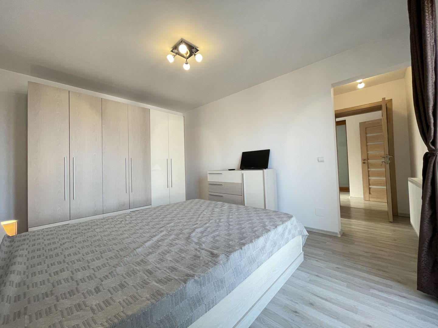 POPESTI | Chirie Casa individuala Dormitor parter rezidențial + birou - Poză 19