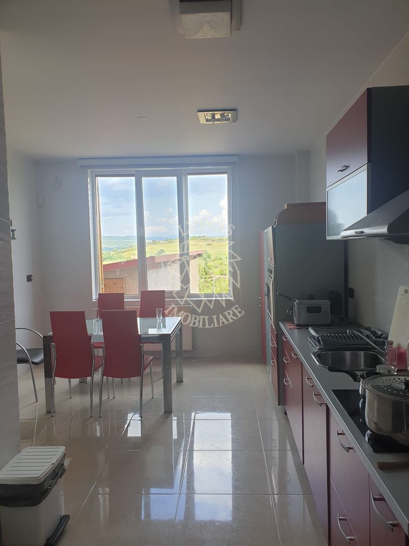 Casa 10 camere-teren 2000 mp-ideal pensiune-Bajenii de Jos EXCLUSIV - Poză 3