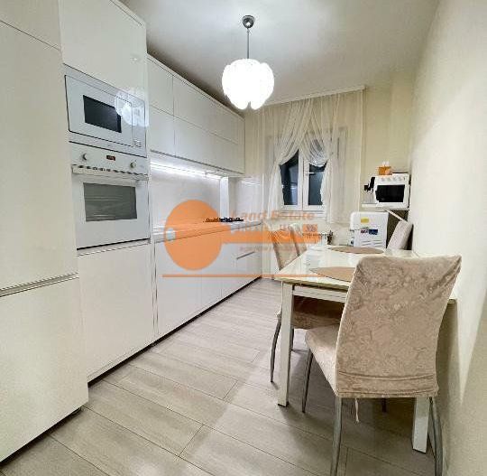 Vanzare 3 camere Brancoveanu ( loc parcare si 2 statii de metrou ) NEGOCIABIL - Poză 6