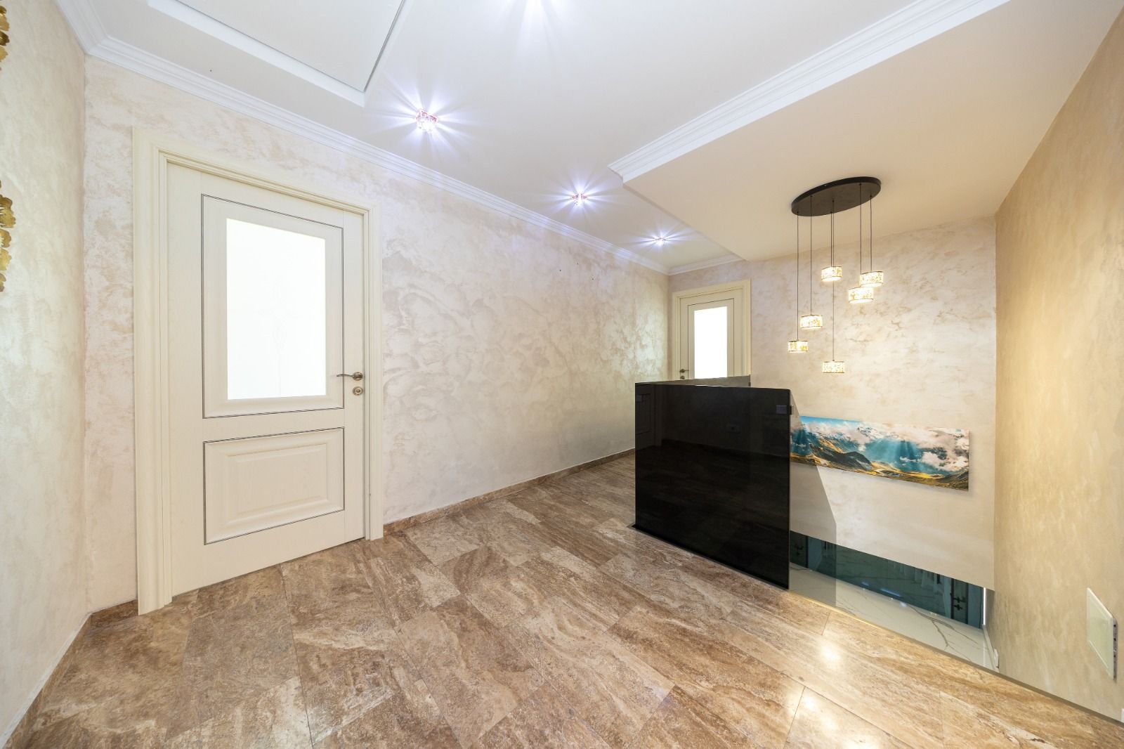 Casa 6 dormitoare+4 bai -1500 mp teren-Sacele - Poză 14