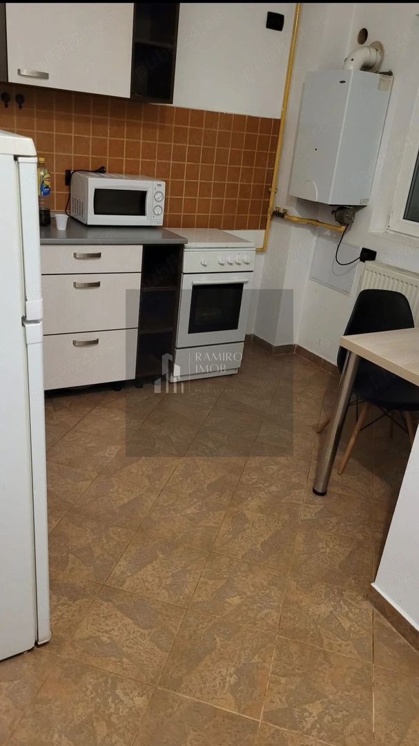 Garsoniera decomandata/etaj 1 /15 min metrou Aparatorii Patriei - Poză 5