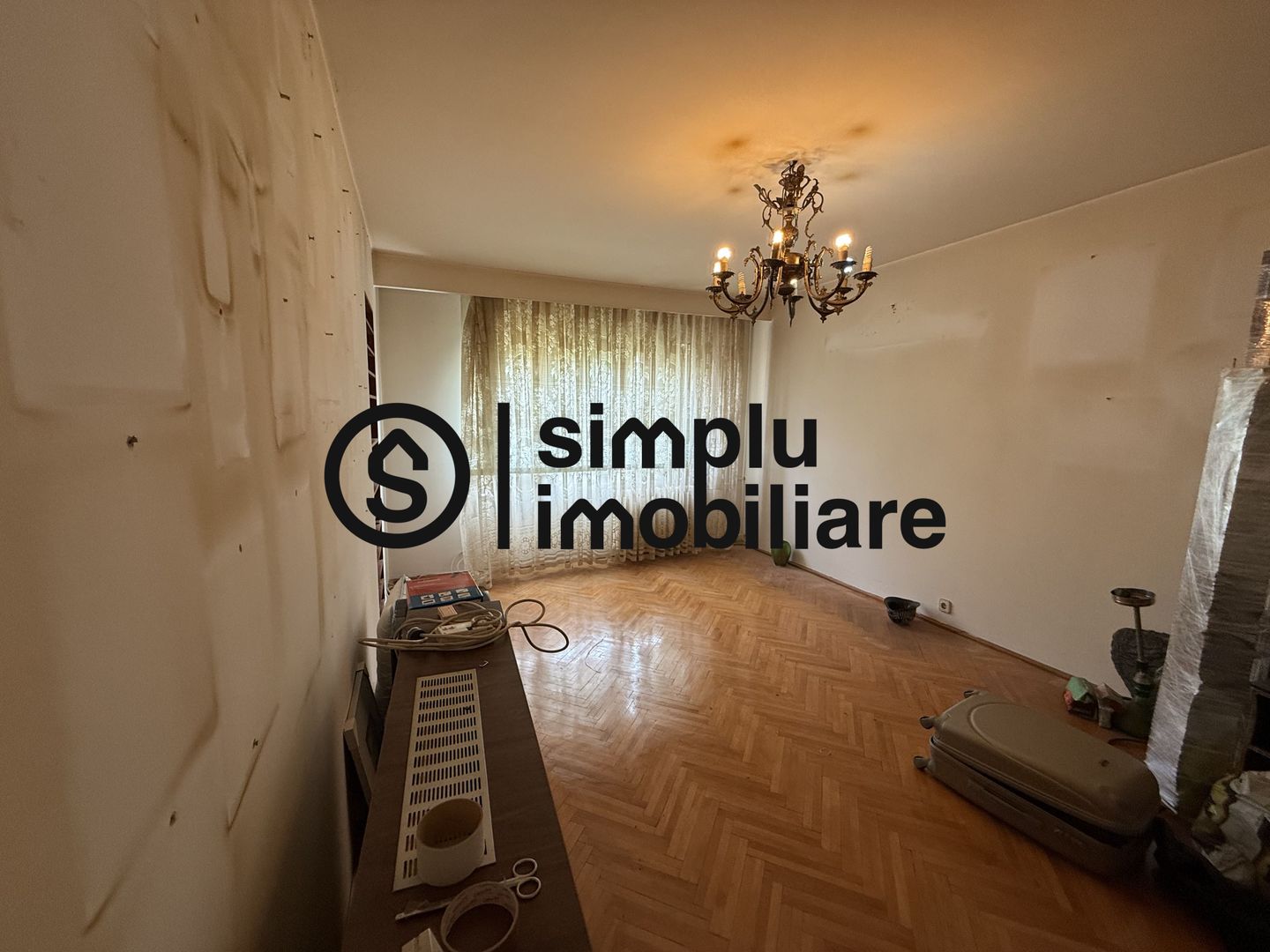 Apartament 3 camere Ciuperca - Poză 3