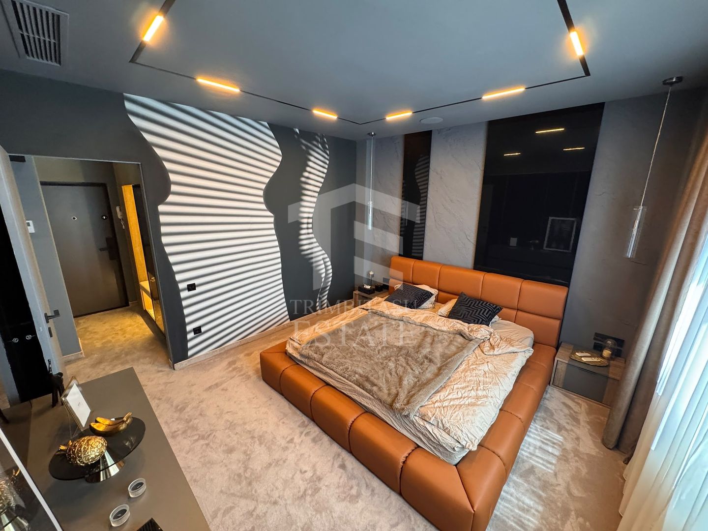 Ultracentral - Universitate - 2 camere - Lux - Prima Inchiriere - Poză 1
