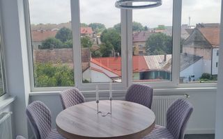 BRASADAS vinde ap 3 cam 4/4 CENTRAL 110mp RENOVAT cu garaj. - Poză 2