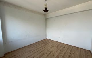 Apartament 3 camere, etaj intermediar – ultracentral, Piața Victoriei - Poză 2