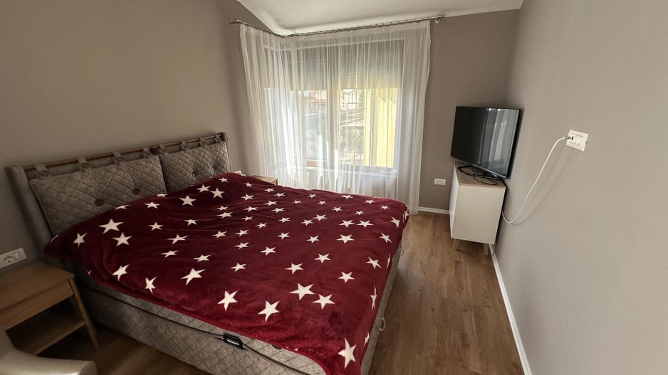 Duplex cu 5 camere de vanzare  în zona Aradului - Poză 33