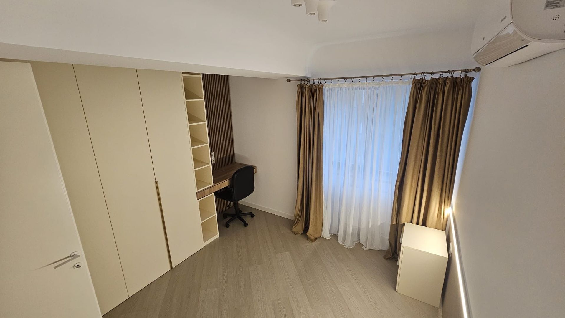 Apartament 3 camere superb mobilat – Pipera- Cortina North| Loc de parcare&boxă - Poză 6