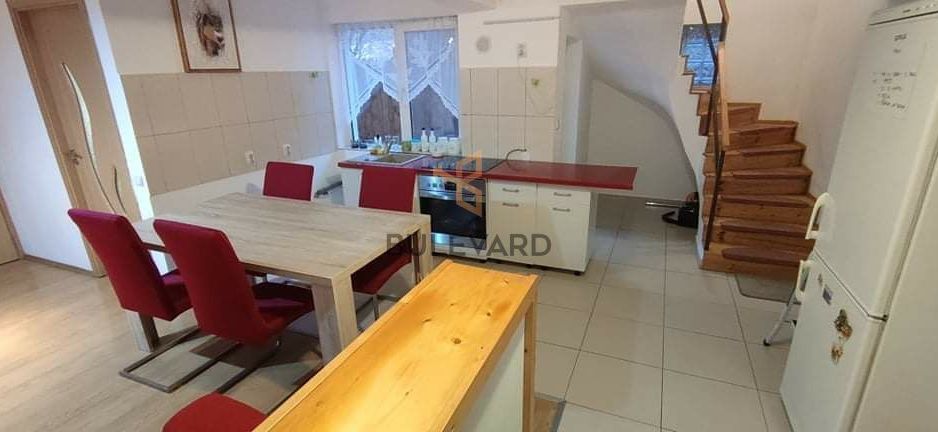 Casa cu 4 camere,  zona strazii Avram Iancu! - Poză 1