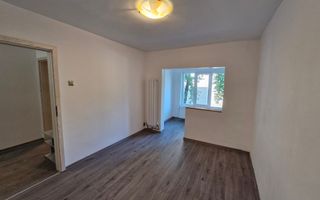 Apartament 3 camere  renovat in zona Lipovei - Poză 15