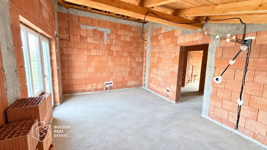 Casa cu 5 camere la rosu, nou construita, Sagu/ sau schimb cu apartament - Poză 10