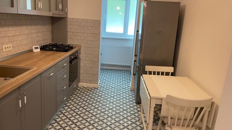 Vanzare apartament 3 camere, bloc 1983, centrala, Titan-Fizicienilor - Poză 1