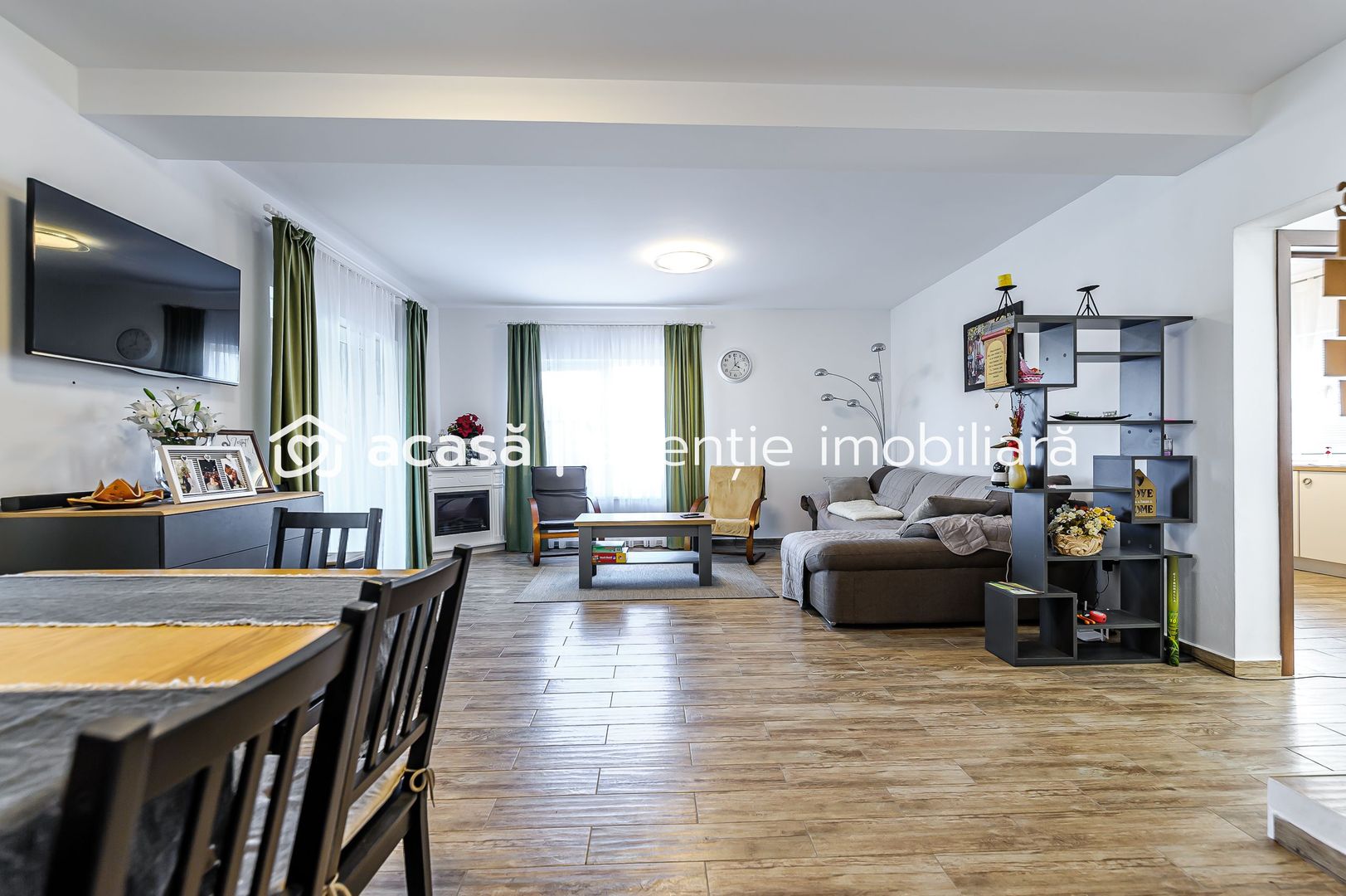 Casă cu mansardă, nouă, mobilată și utilată, în cartier Athena - Poză 2