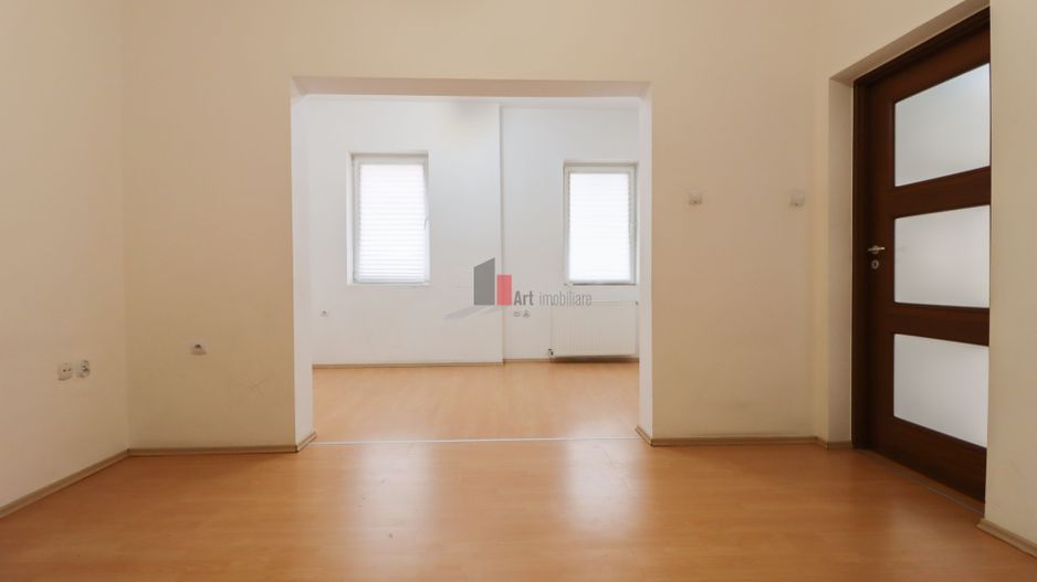 Spatiul "AVANOA", in vila CONSOLIDATA, 3-4 camere, FARA MENTENANTA - Poză 4