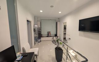 Vila disponibilă pentru închiriere| Cotroceni |P+2E+M - Poză 14