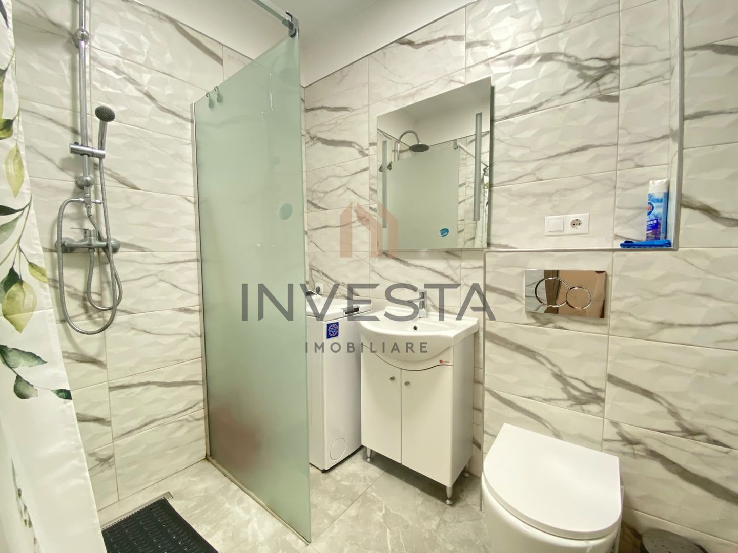 Apartament cu 3 camere de inchiriat si loc de parcare, strada Campina - Poză 5