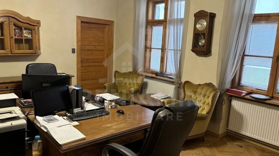Apartament-2-camere-Central-Piata-Sfatului-Diferite-Compartimentari - Poză 5