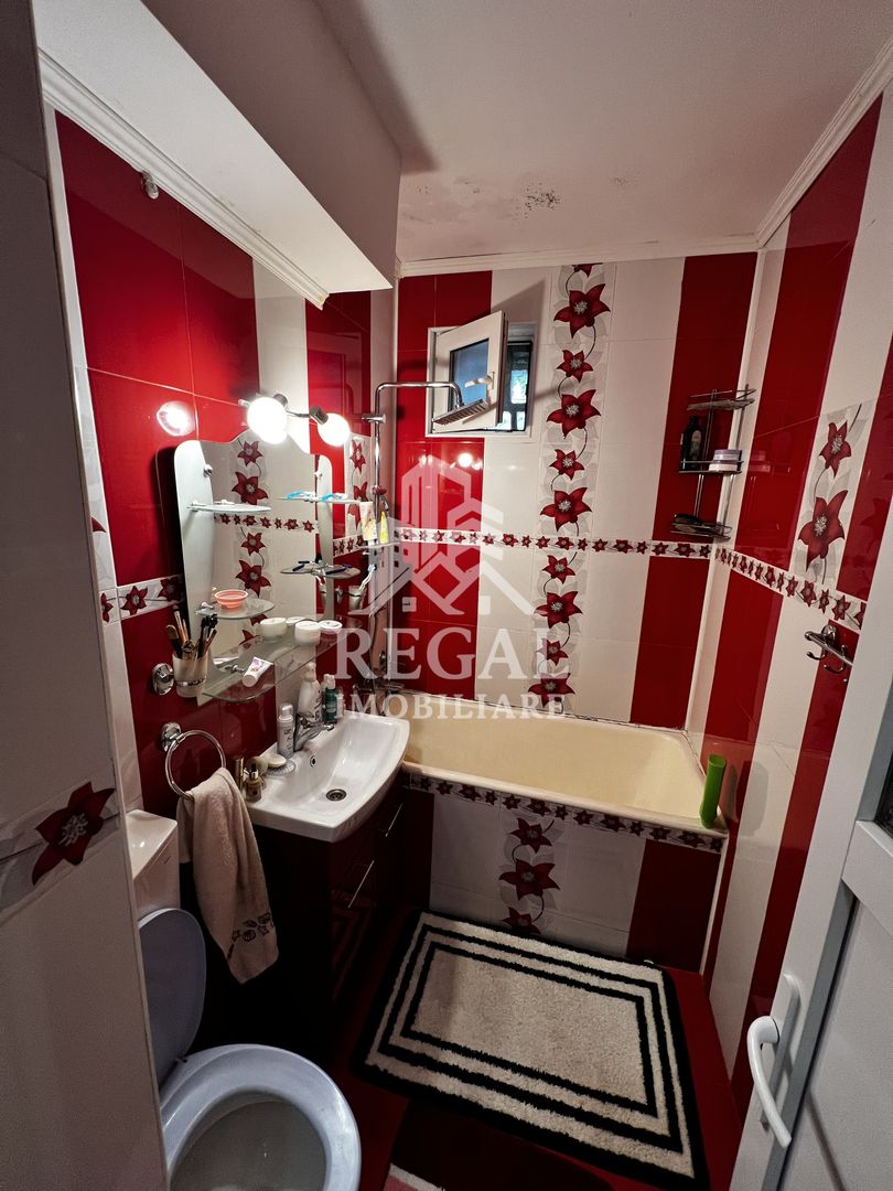Apartament 2 camere de vânzare – Bd. Traian, zona Altex - Poză 7
