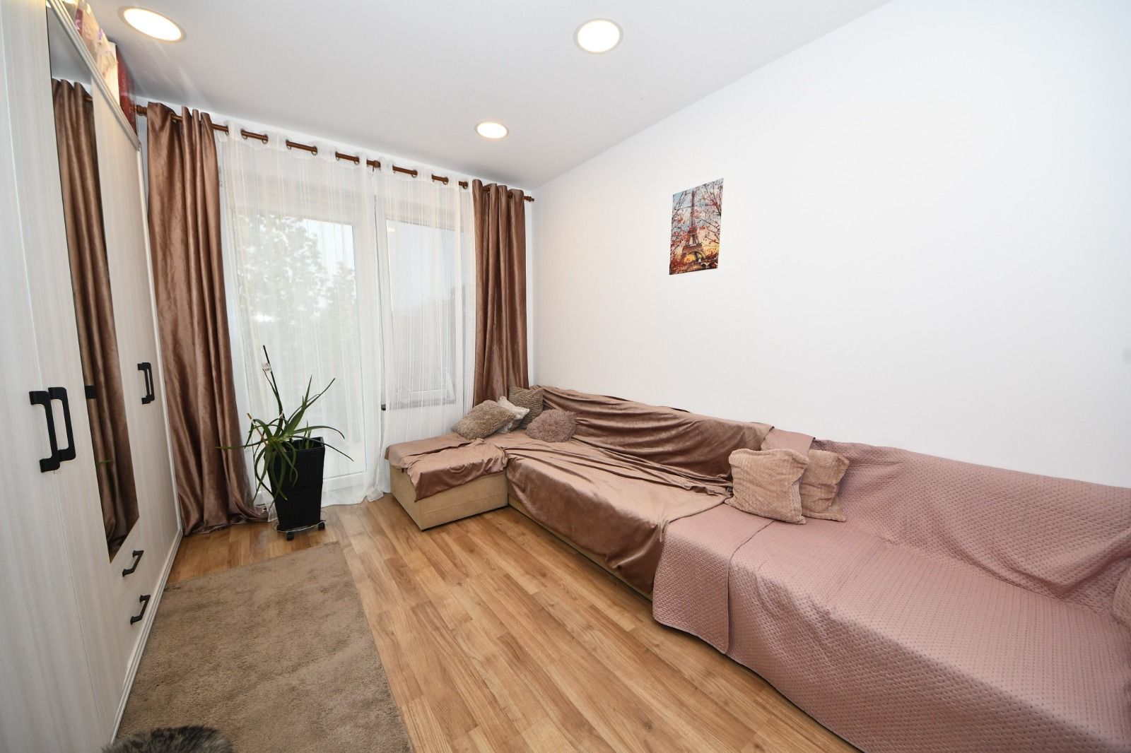 Casa moderna, constructie 2019 – eficienta energetica clasa A, 4 dormitoare - Poză 18