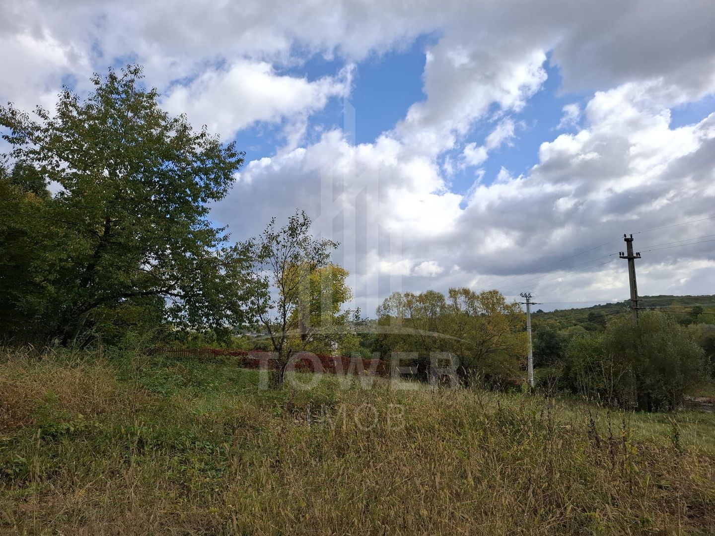 Teren intravilan cu Puz si priveliște deosebită, spre Cetatea Cisnădioara - Poză 14