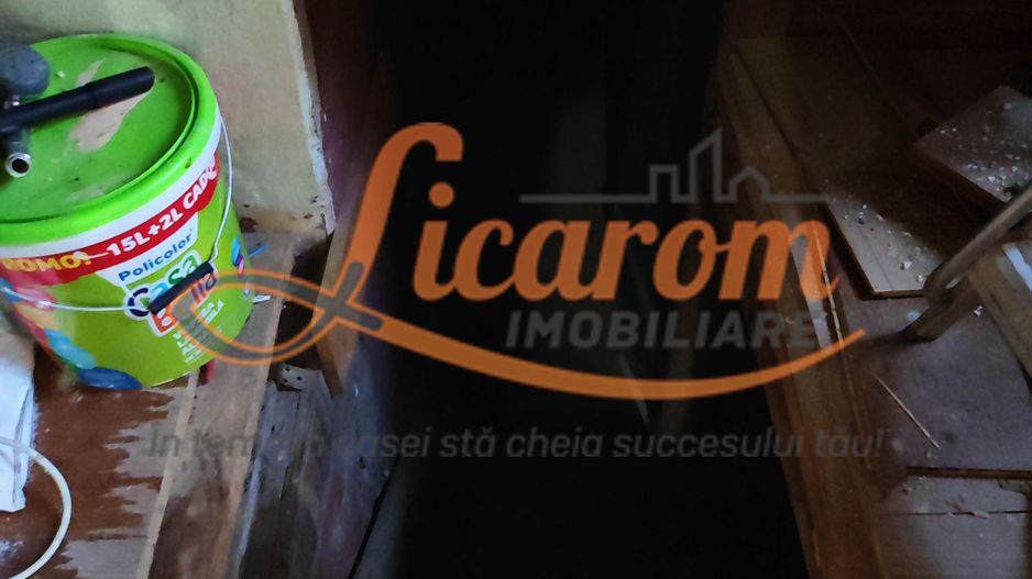 CASA SASEASCA comuna VULCAN,zona foarte buna,teren 3000 mp - Poză 5