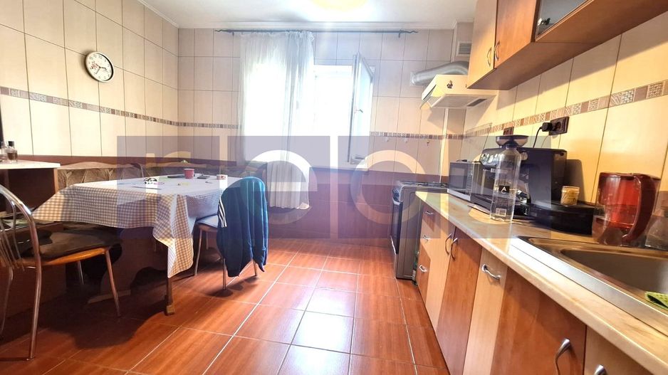 105000 EURO | APARTAMENT 2 CAMERE PARC SEBASTIAN | BLOC 1988 - Poză 10