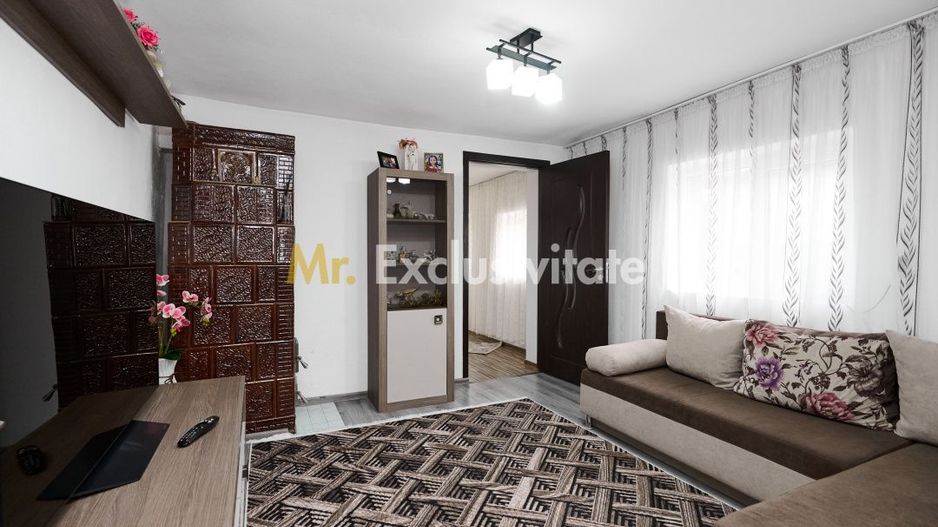 Casa  + anexa în Com.  Petresti, Sat Gherghesti - Dambovița - Poză 3